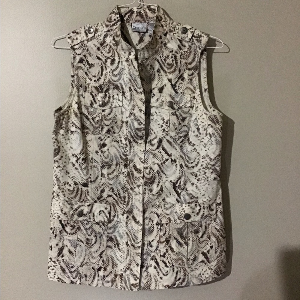 CHICOS women’s blouse sleeveless sneak print s 1